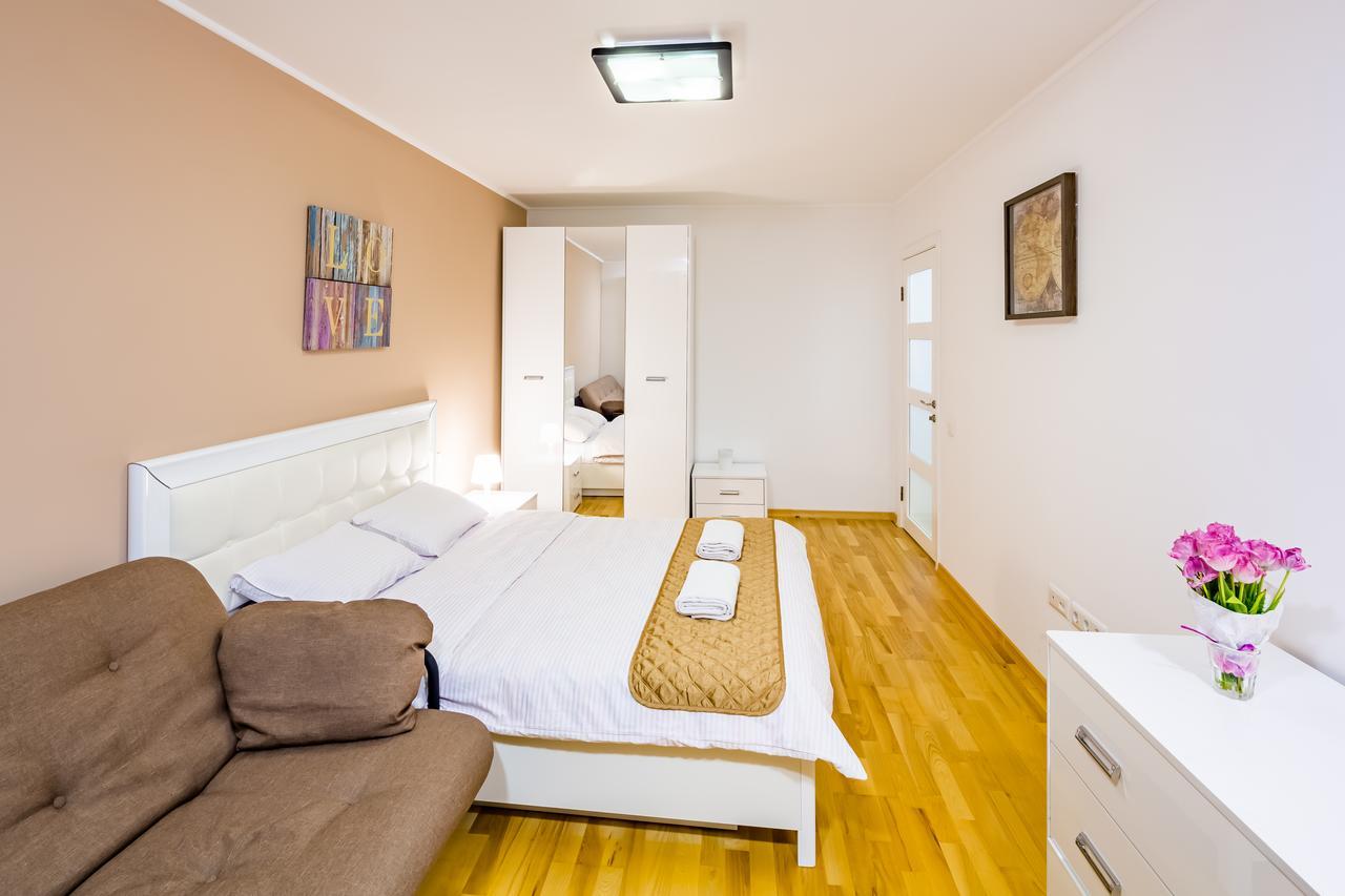 Bv Apartments Svobodu Avenue Lviv Kültér fotó